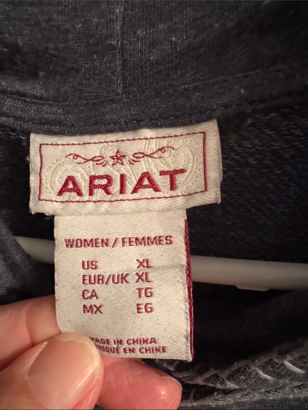 Ariat Aztec design stitching lightweight hoodie - Picture 2 of 4
